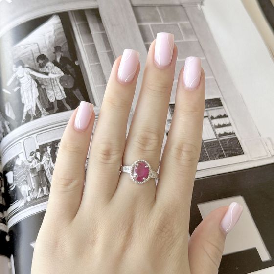 Sterling silver ring with 2.546ct ruby, phianites