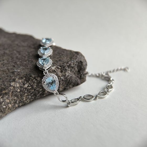 Срібний браслет з топазом 5,628 карата