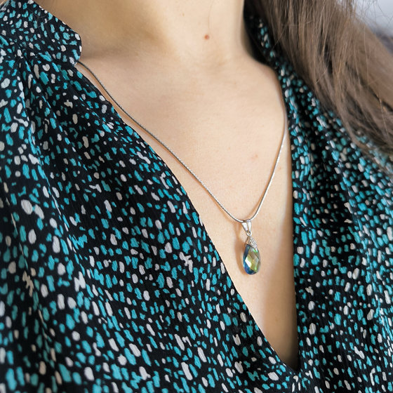 Срібна підвіска з містичним топазом 3,365 карата