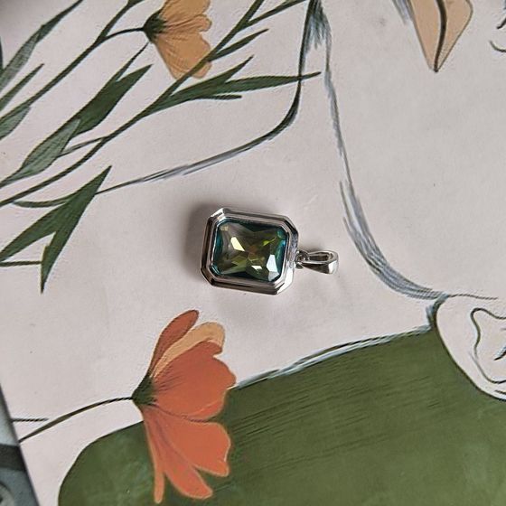 Срібна підвіска з містик топазом 2.4ct