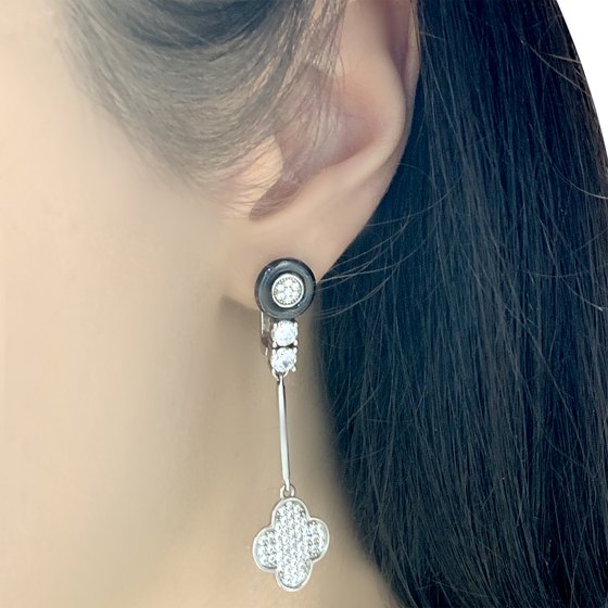 Silver earrings with ceramic