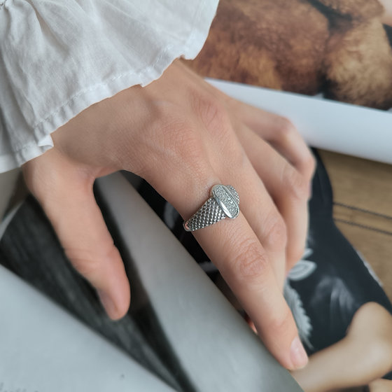 Серебряное кольцо с фианитами 0.22ct
