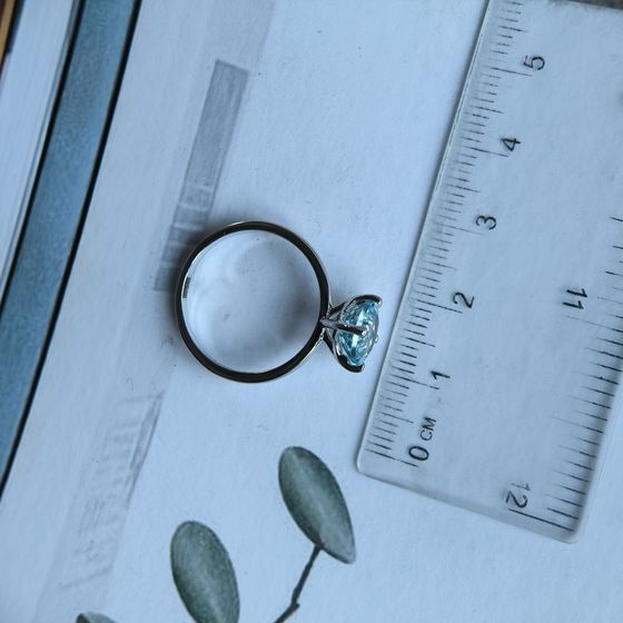 Срібна каблучка з топазом 2.219ct