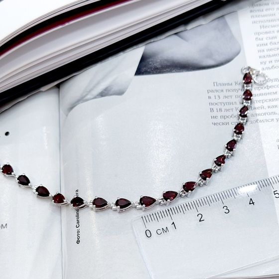 Серебряный браслет с гранатом 8.568ct