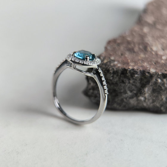 Silver ring with London Blue topaz and cubic zirconia