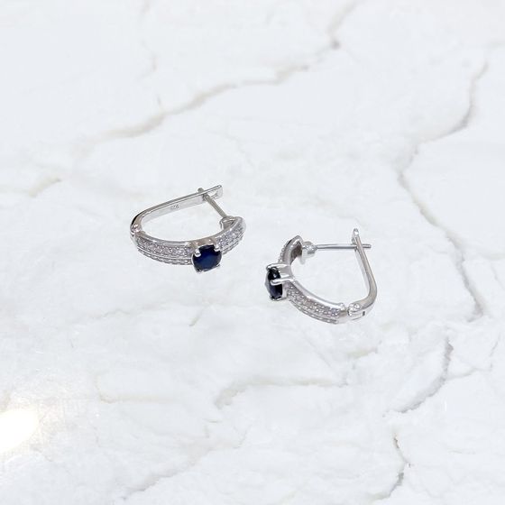 Срібні сережки з сапфіром 1.867ct, фіанітами