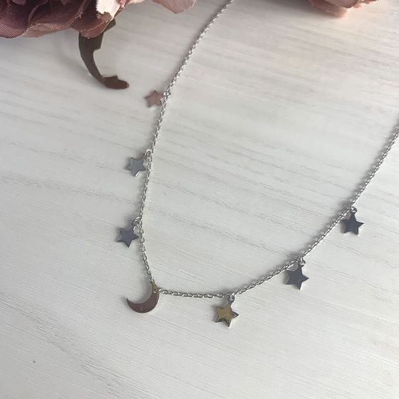 Silver necklace without stones