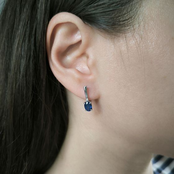 Срібні сережки з сапфіром 2.08ct, фіанітами