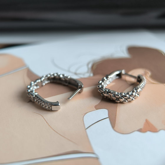 Silver earrings without stones