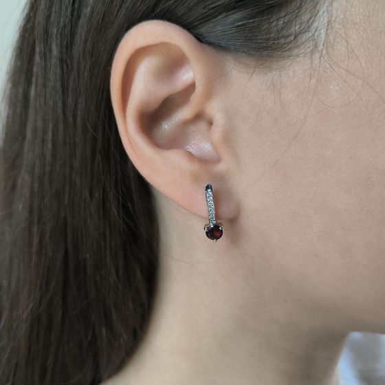 Срібні сережки з гранатом 1.411ct