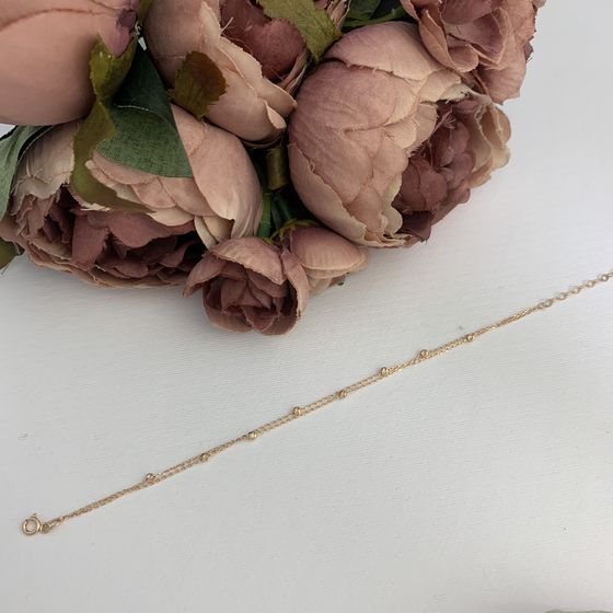 Gold bracelet without stones