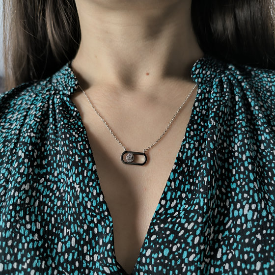 Silver necklace with cubic zirconia