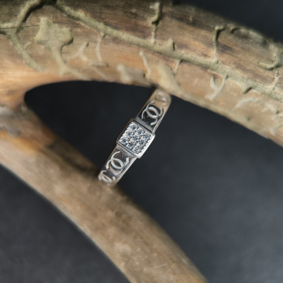 Silver ring with cubic zirconia