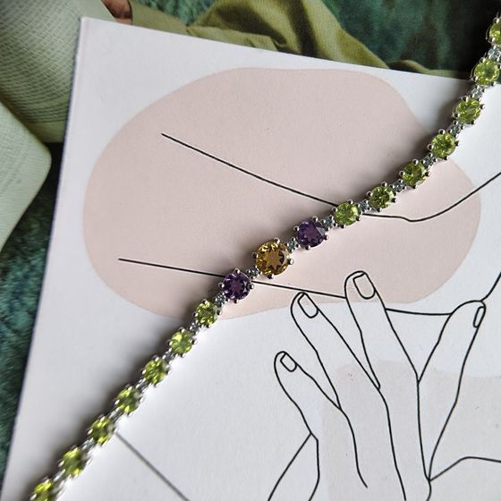 Серебряный браслет с аметистом, цитрином, хризолітом, топазом