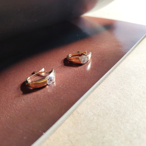 Золотые серьги с фианитами 0.4ct