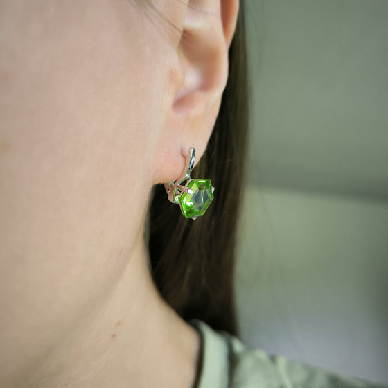 Серебряные серьги с хризолітом 7.172ct
