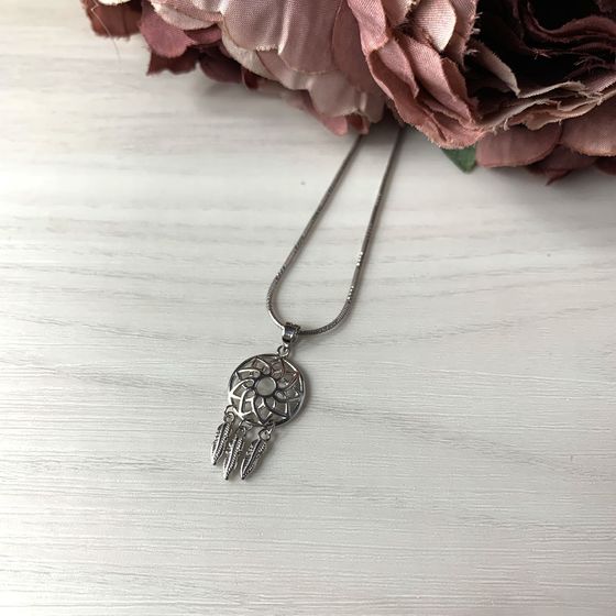 Silver pendant without stones