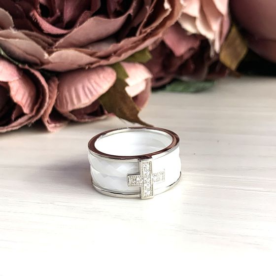 Silver ring with ceramics
