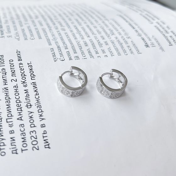Срібні сережки з фіанітами