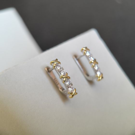 Серебряные серьги с фианитами