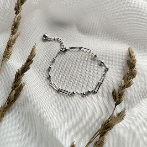 Silver bracelet without stones