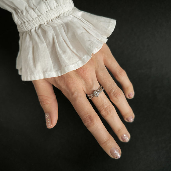 Silver ring with cubic zirconia