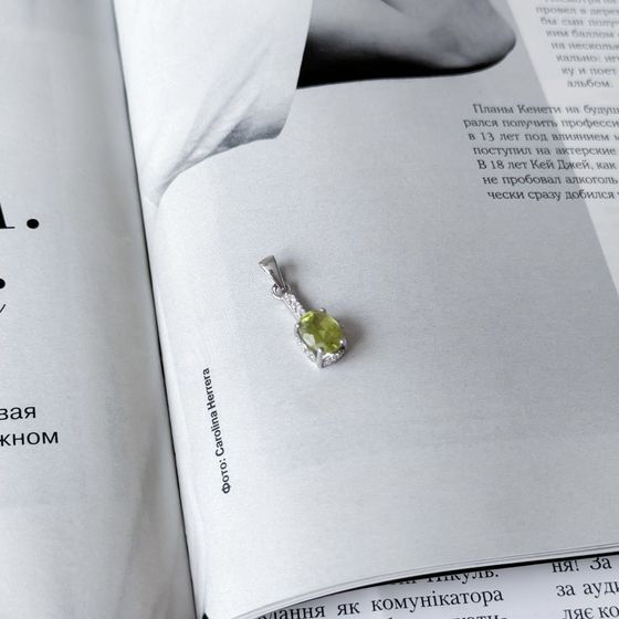 Серебряная подвеска с хризолітом 2.65ct