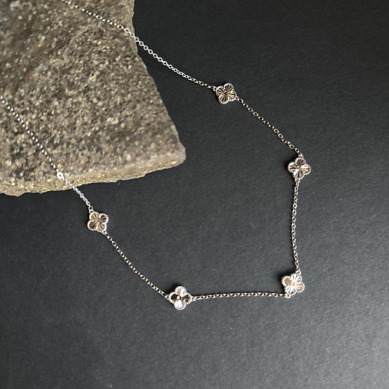 Silver necklace without stones