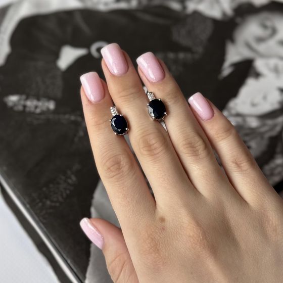 Серебряные серьги с сапфиром