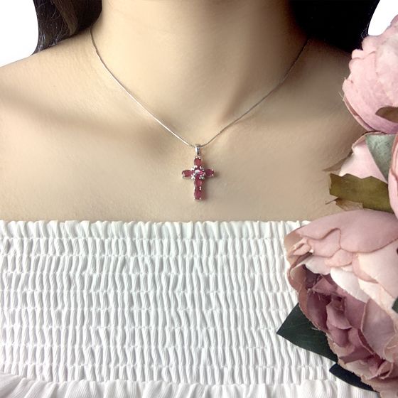 Срібний хрестик з рубіном 4.079ct