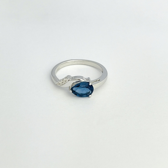 Серебряное кольцо с танзанитом nano 1.013ct