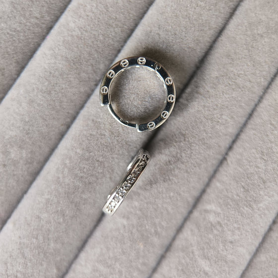 Silver earrings with cubic zirconia