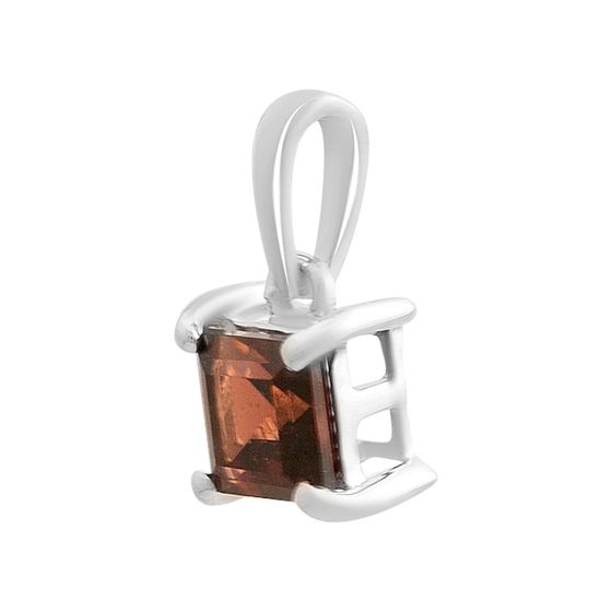 Silver pendant with 0.85ct garnet