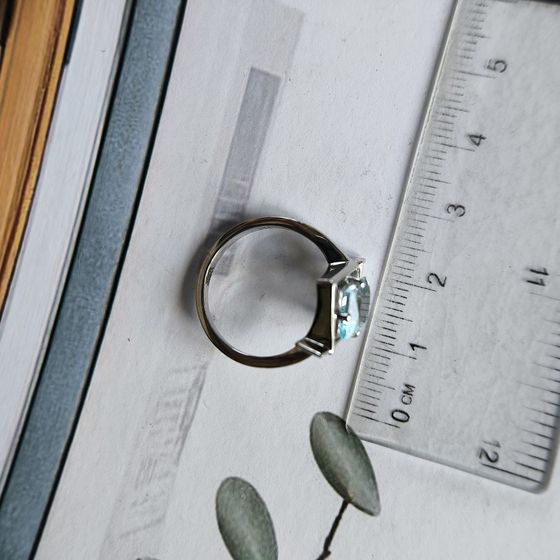 Срібна каблучка з топазом 2.117ct