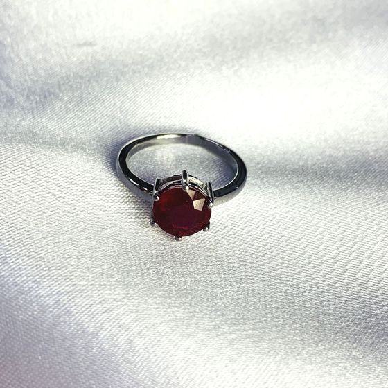 Серебряное кольцо с рубином 2.75ct