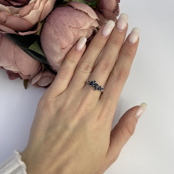 Срібна каблучка з сапфіром 1.167ct