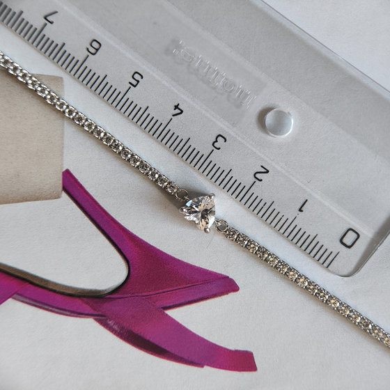 Silver bracelet with cubic zirconia