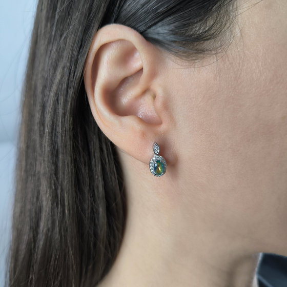 Серебряные серьги с мистик топазом 1.013ct