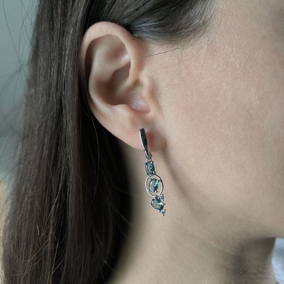 Серебряные серьги с топазом Лондон Блю 2.013ct