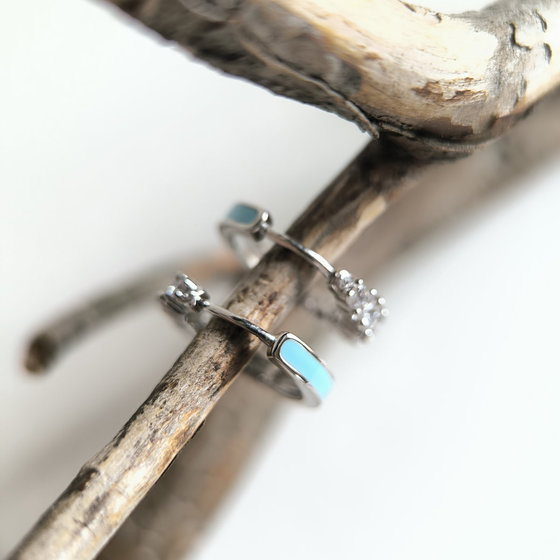 Silver earrings with cubic zirconia, enamel