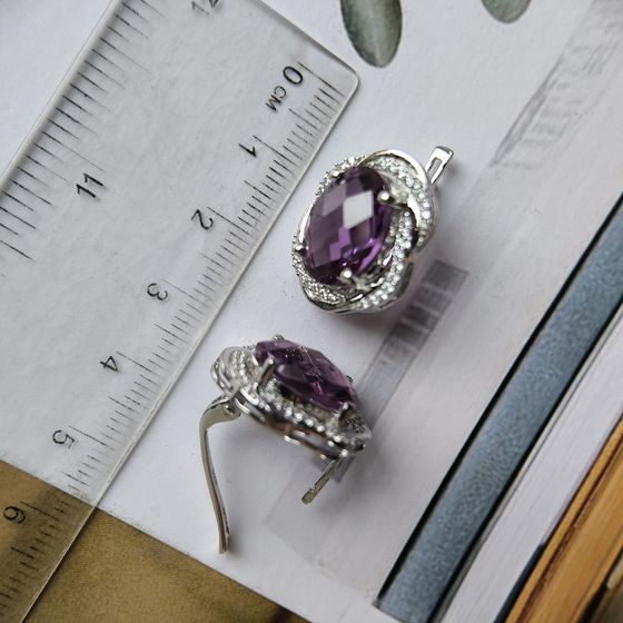 Срібні сережки з олександритом 16.513ct, фіанітами