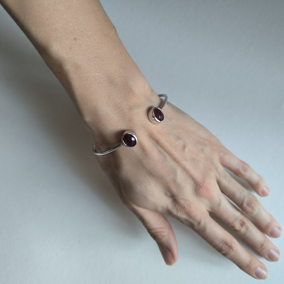Silver bracelet with nano garnet 4.33ct