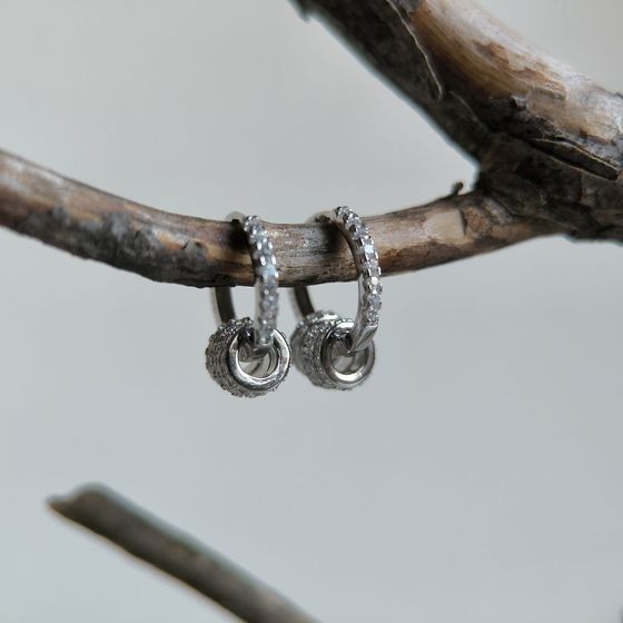 Срібні сережки з фіанітами