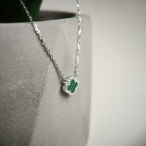 Silver necklace with malachite, phianites