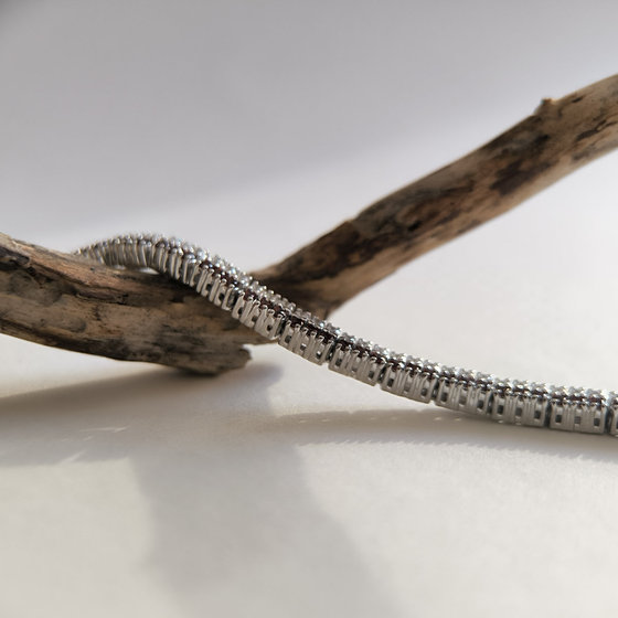 Срібний браслет з гранатом 4,35 карата