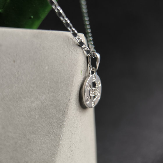 Срібна підвіска з фіанітами 0.1ct