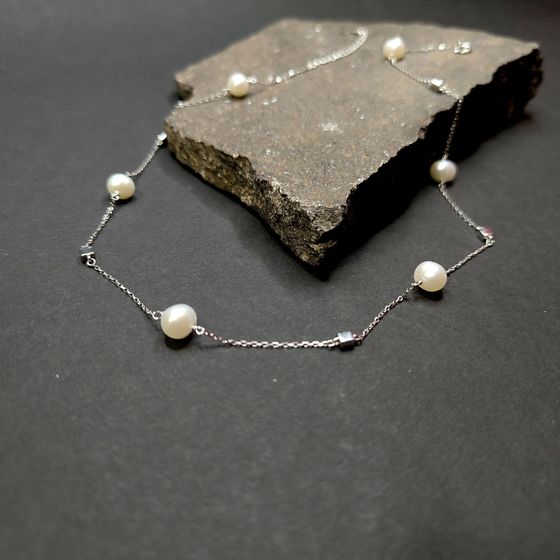 Серебряное колье с жемчугом барочным