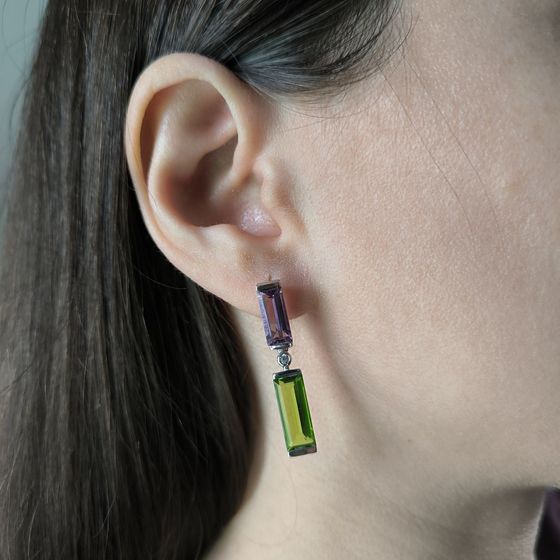 Серебряные серьги с аметистом, хризолітом, фианитами