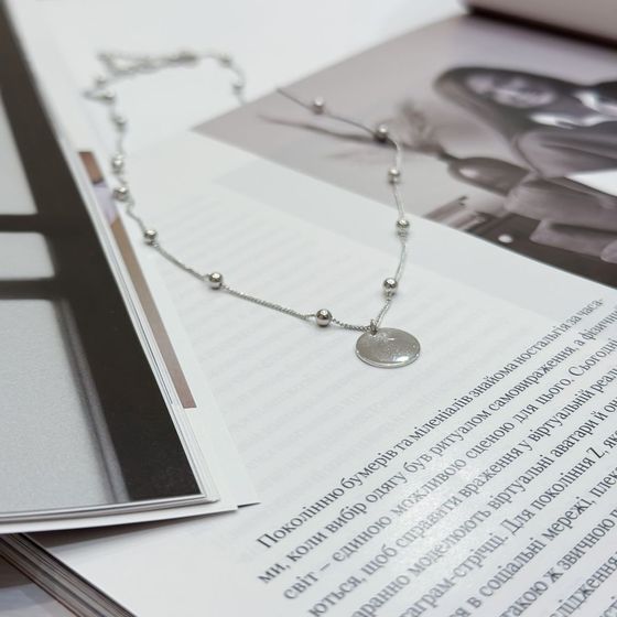 Silver necklace without stones