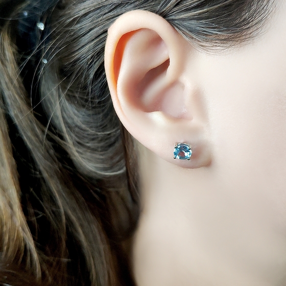 Срібні сережки з топазом 1.995ct